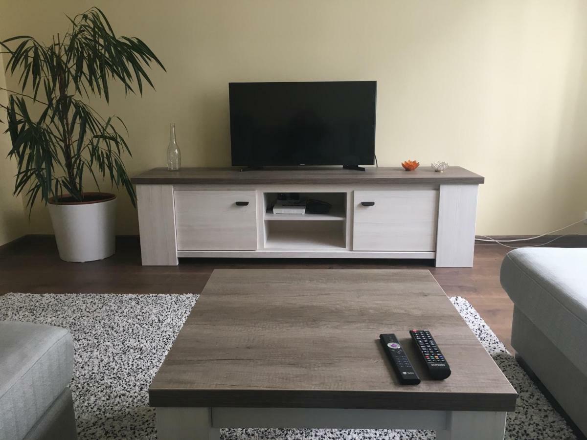 Liivalaia Apartment Tallinn Ngoại thất bức ảnh